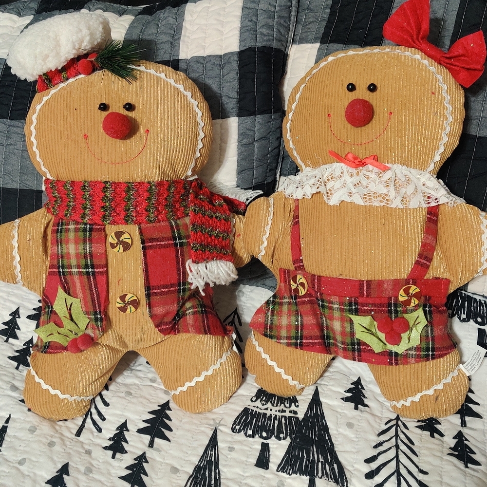 Gingerbread Couple Set 18"-20" Hobby Lobby Christmas Holiday Red Plaid Boy Girl